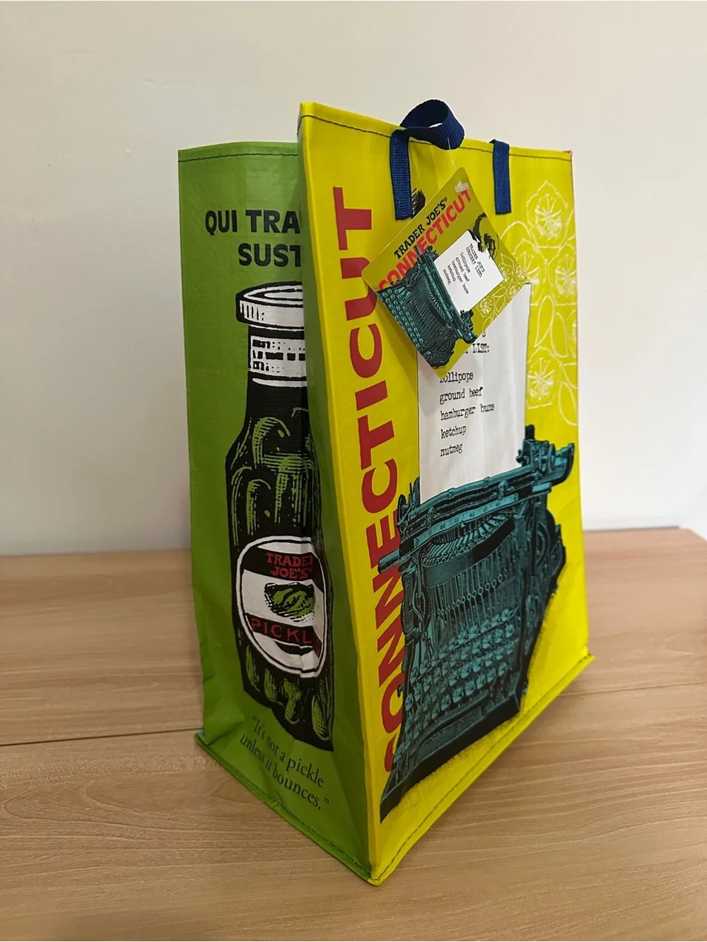 TRADER JOES COLLECTABLE TOTE - CONNECTICUT